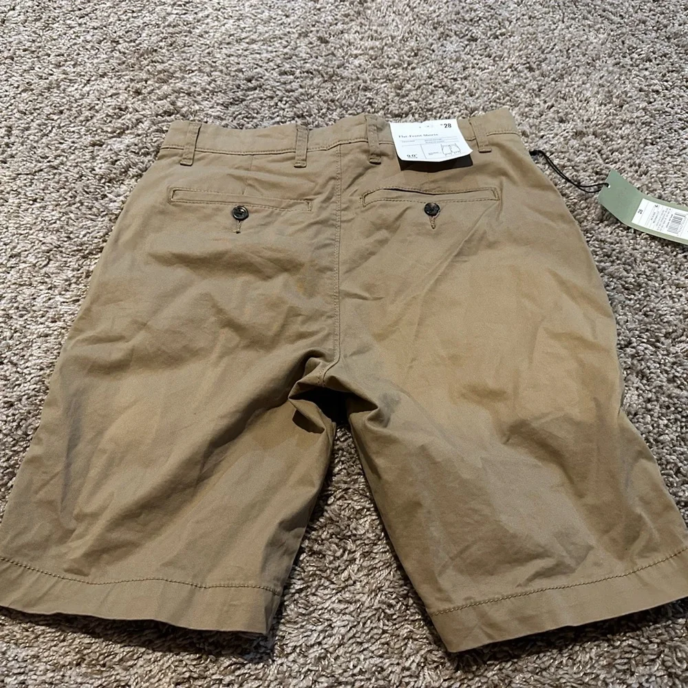 Goodfellow men’s khaki shorts - Picture 3 of 5
